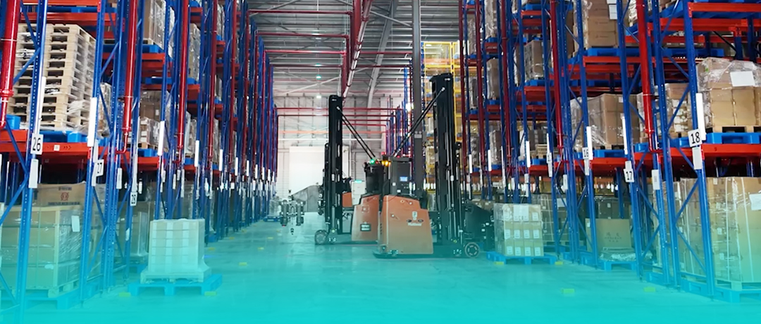 Multiway Robotics 三方向無人フォークリフト導入事例